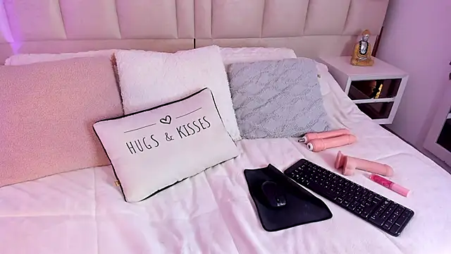 Mariana__thompson - Flash tits🍒