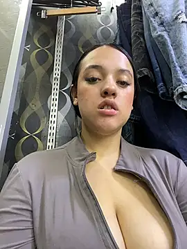 CelesteJones1 XXX чат на живо