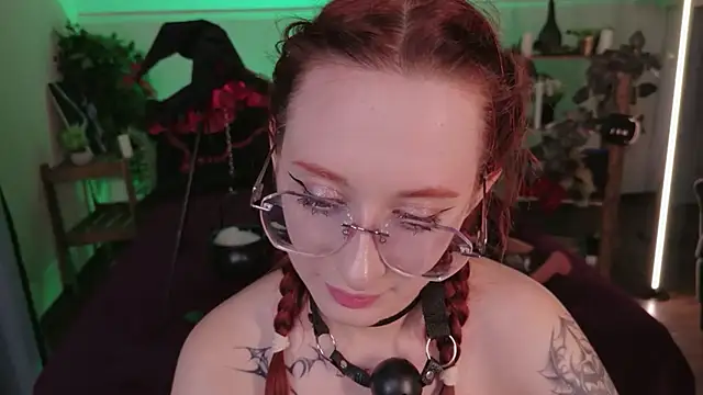 WICKEDEMBER - ahegao + cum on tits
