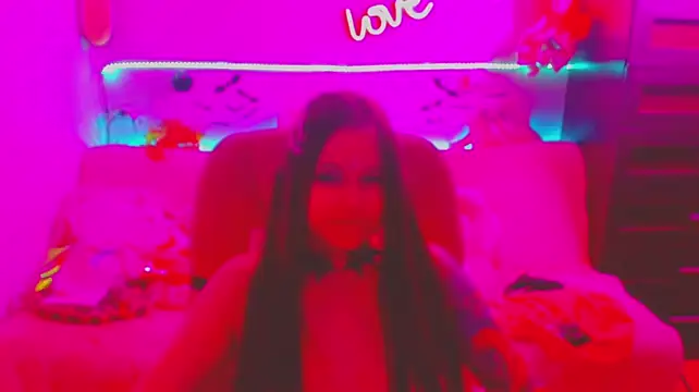 Chat +18 de Lolisuccub ao vivo