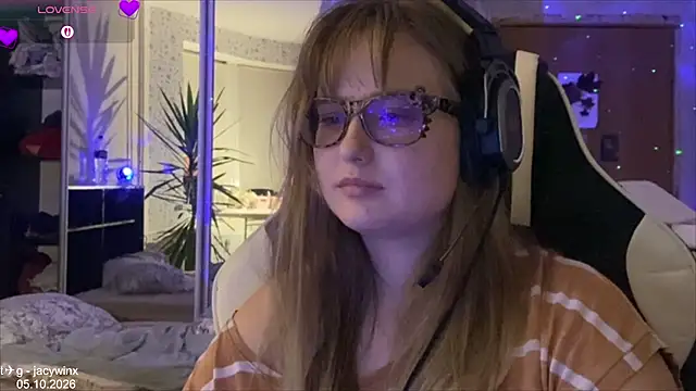 Chat XXX en directo de JacyWinslat