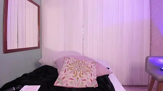 Alison_ferrera_ - Doggy style, no panties