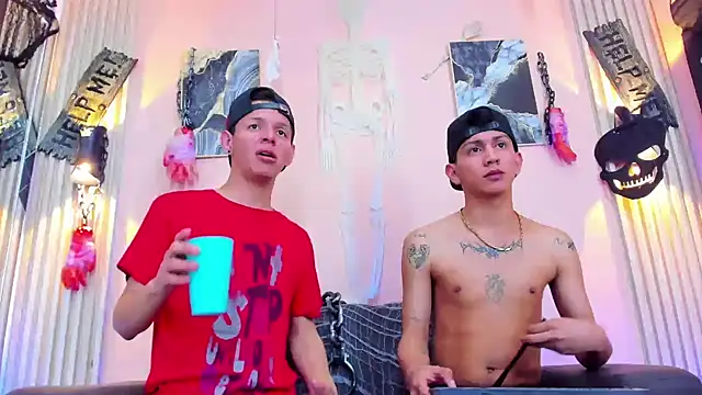Marcus_and_Tonyn Live XXX chat