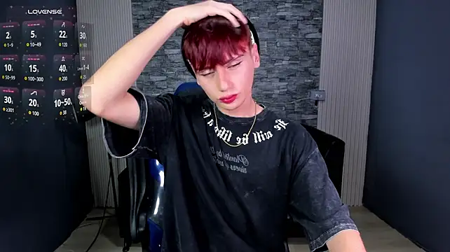 Chat +18 de ian_diamond ao vivo