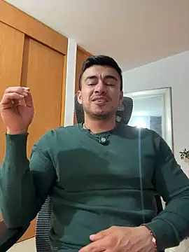 Chat +18 de Chris_Clarck ao vivo