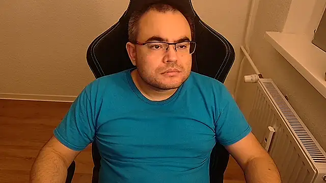 Latexboy893n Live XXX chat