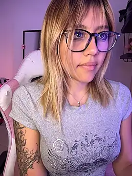 Doll_liaa - Show boobs