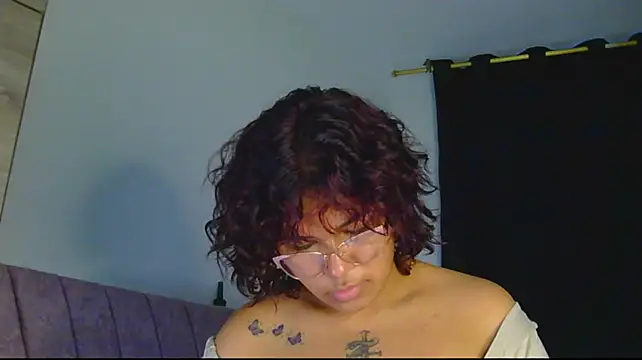 Chatroom XXX en direct de alessia_temptation