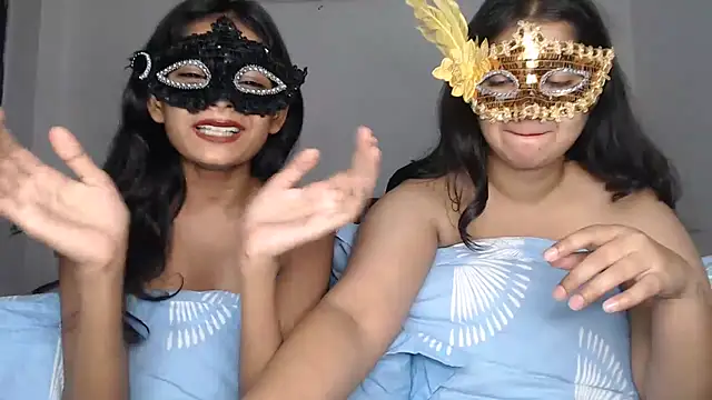 Virgin_Aisha's Live XXX Chat