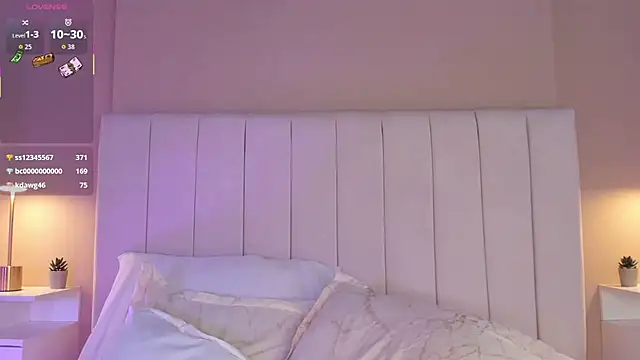 VictoriaNoah_ - Ride pillow in doggy tease