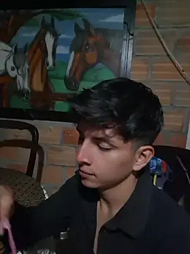 ZaneHoward – Naživo XXX chat