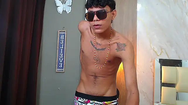 master_king_28 Webcam-Show
