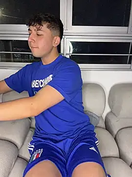 OLIVER_Kn Live XXX chat