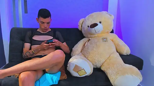 OLIVER_THOMPSON – Naživo XXX chat