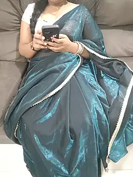 Chandrakala25 Chat XXX in diretta