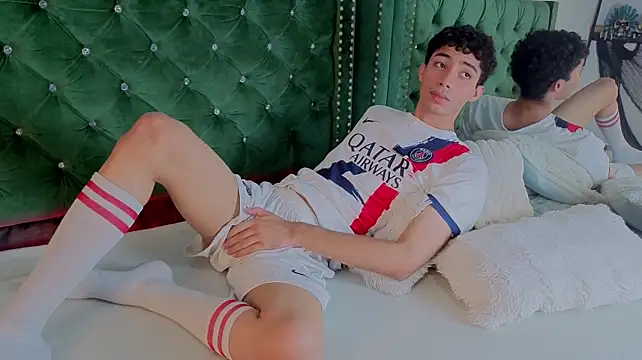 Adriann_voss XXX чат на живо