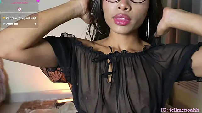 Hairyparadise - Full naked and sexy dance