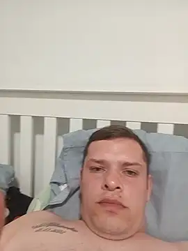 Chat +18 de Attila20005 ao vivo