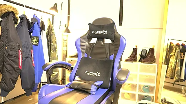 Онлайн чат XXX DimitriSullivan_