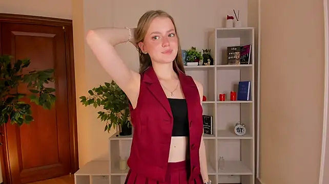 SaritaCaughman - air kiss attack