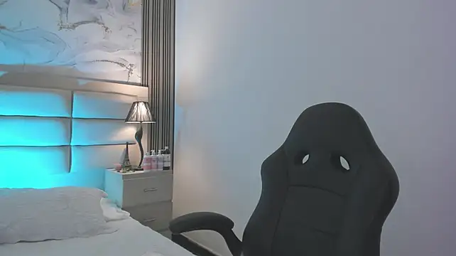 AmberGreyy_ - Show big boobs 💜