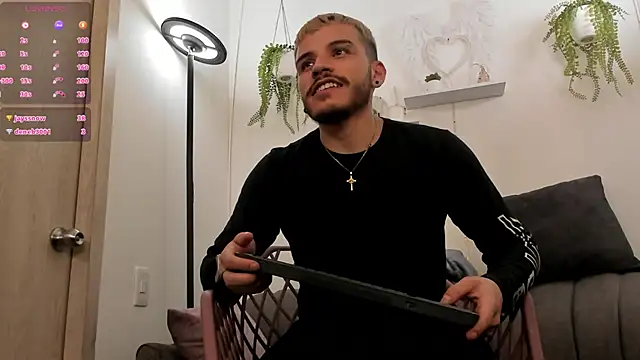 Chat XXX ao vivo de Lian_ferrer