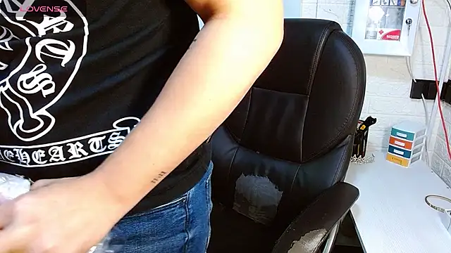 Czat XXX na żywo – Realjoel01