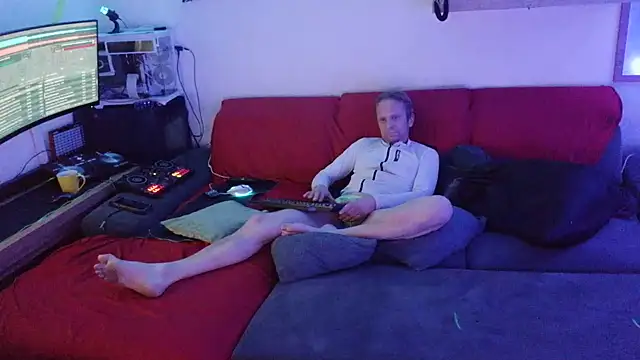 Davidxxx1982 XXX чат на живо