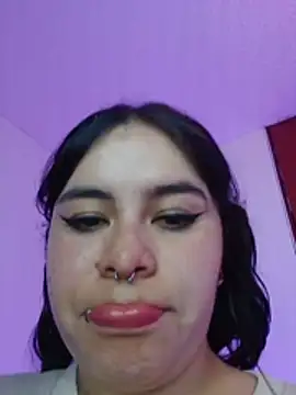 دردشة Magic_Alicee_ الجنسية المباشرة
