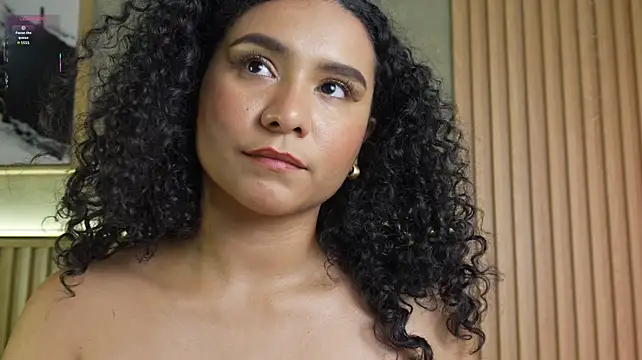 Ellette__ - LUSH IN ASS