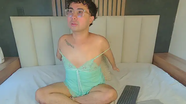 Онлайн чат XXX Sam_Velvett