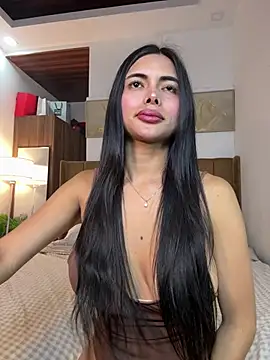 Bombshell_Rebbecca Obrolan Langsung XXX