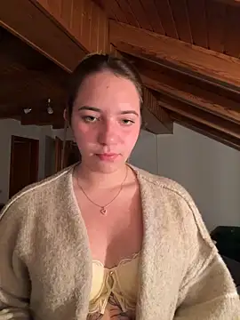 Naomi-Klein – Live XXX-chat