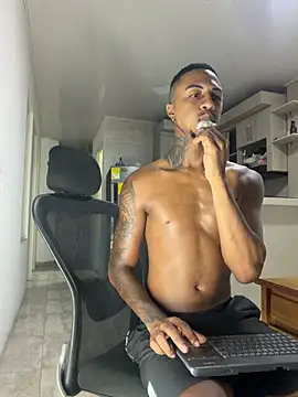 YeremiBrowm Chat XXX in diretta