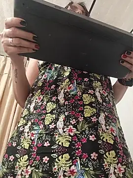 IsisBlake - Ice on boobs💦
