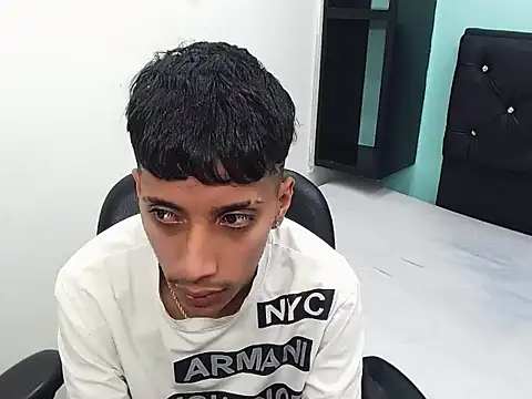 brayan__hot__n Live XXX chat