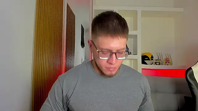 SebastianMaximoff_: онлайн-секс-чат