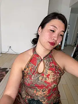 Tavie1744 Live XXX-Chat