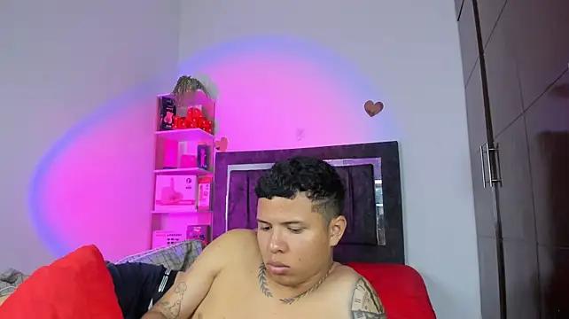 StevenSmith18's Live XXX Chat