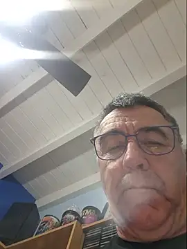 Živý XXX chat darialmas