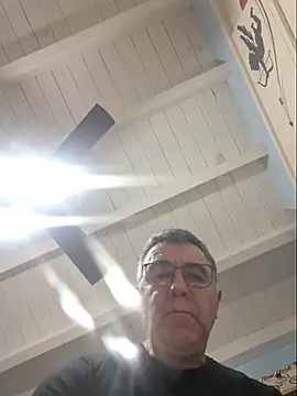 darialmas élő XXX-chatje