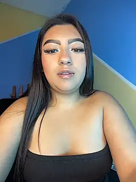 Laulin_TayyyX - Show tits🍒✨