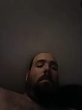 ThisGuy42o's Live XXX Chat