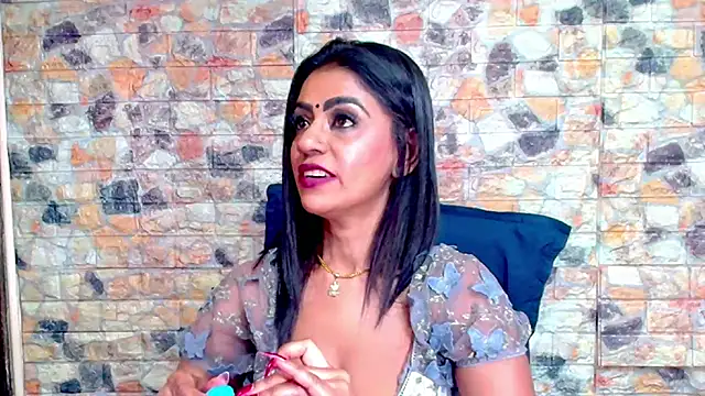 Show webcam de EroticSexyStripper