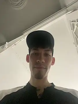 Chat XXX ao vivo de CAMILO__21