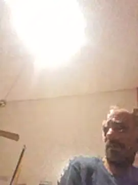 DaddyAndSplashQueen Adlı Modelin Canlı XXX Sohbeti
