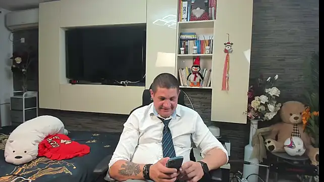 Czat XXX na żywo – SpartacusDaddy48