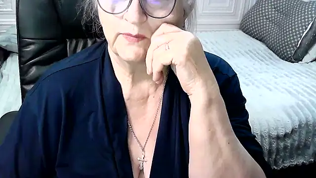 XXX chat uživo modela LolkaAlyss
