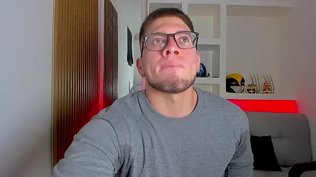 SebastianMaximoff_ Adlı Modelin Canlı XXX Sohbeti