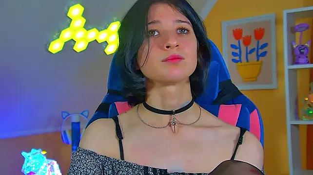 צ'אט XXX בשידור חי של AnneAvelin